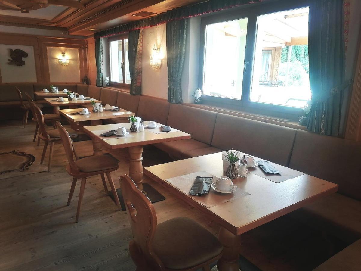 B&B Bracun Corvara In Badia Exterior photo